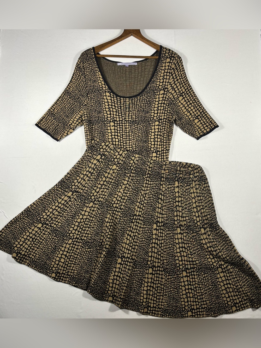 Luxe by Valvo Women’s XL Black and Beige Animal Print Fit & Flare Knit Dress